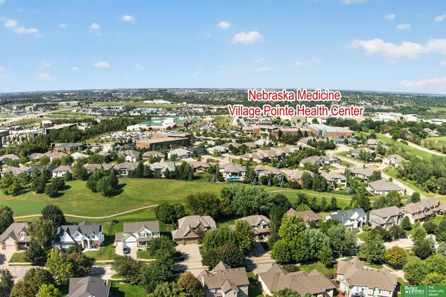 17505 Howard Street, Omaha, NE 68118