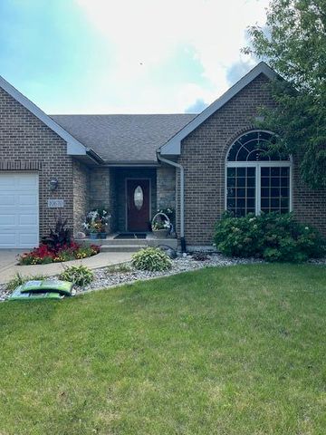 10670 Maine Drive, Crown Point, IN 46307