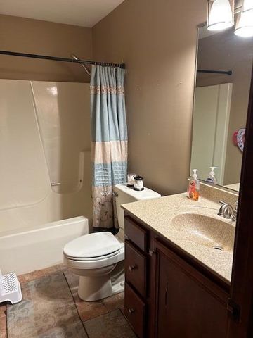 10670 Maine Drive, Crown Point, IN 46307
