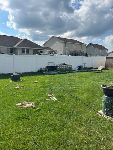 10670 Maine Drive, Crown Point, IN 46307