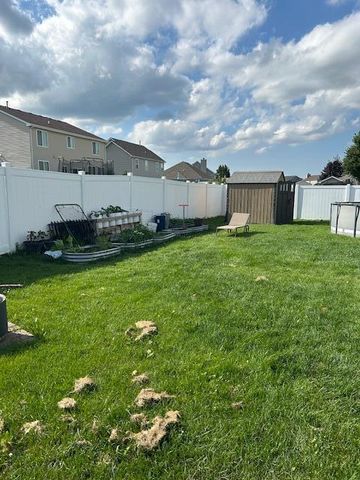 10670 Maine Drive, Crown Point, IN 46307