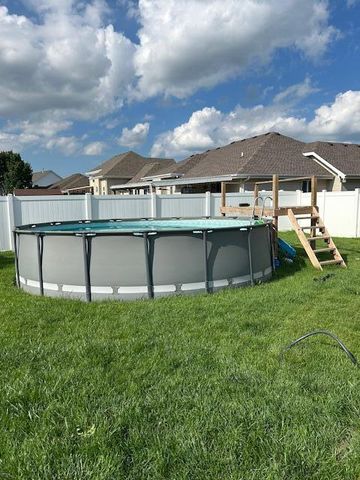 10670 Maine Drive, Crown Point, IN 46307