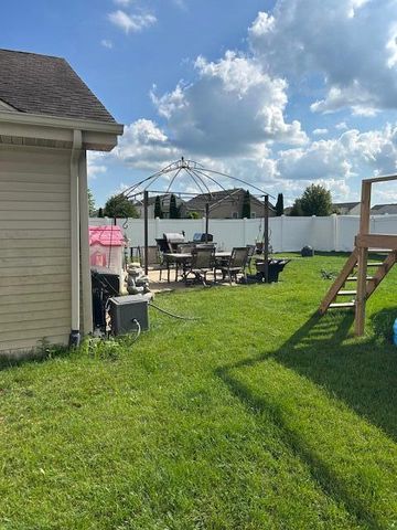 10670 Maine Drive, Crown Point, IN 46307
