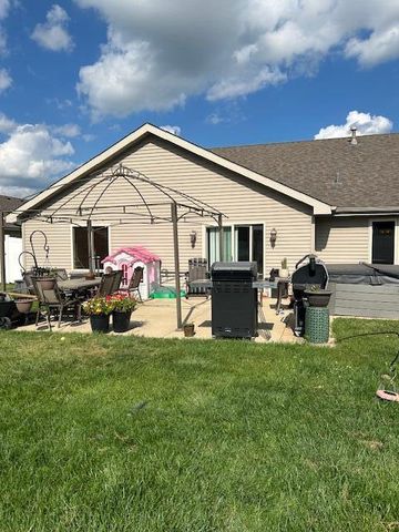 10670 Maine Drive, Crown Point, IN 46307
