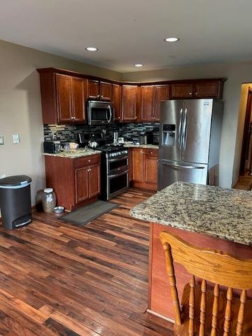 10670 Maine Drive, Crown Point, IN 46307