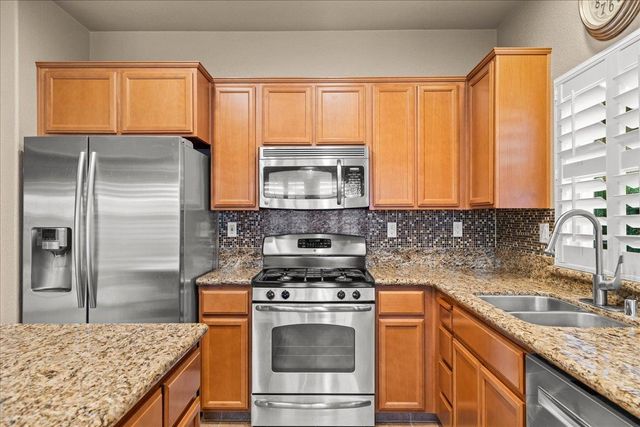 1672 Moonbeam Way, Turlock, CA 95382