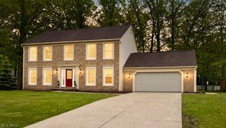 32169 Hickory Lane, Avon Lake, OH 44012