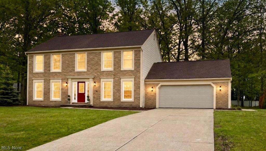 32169 Hickory Lane, Avon Lake, OH 44012