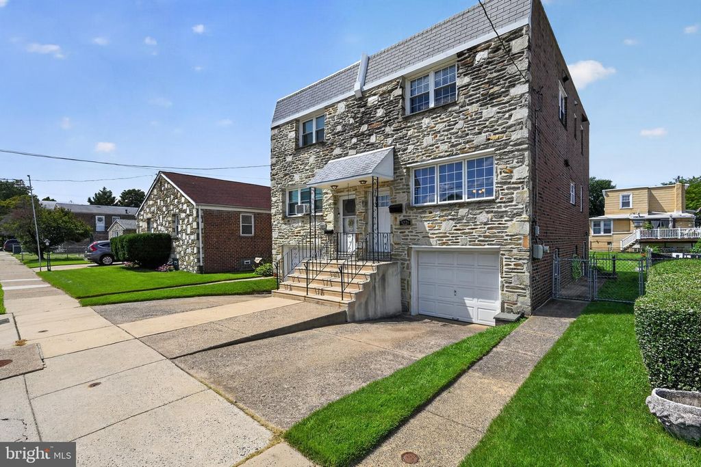 9226 COTTAGE ST, Philadelphia, PA 19114 — photo 2