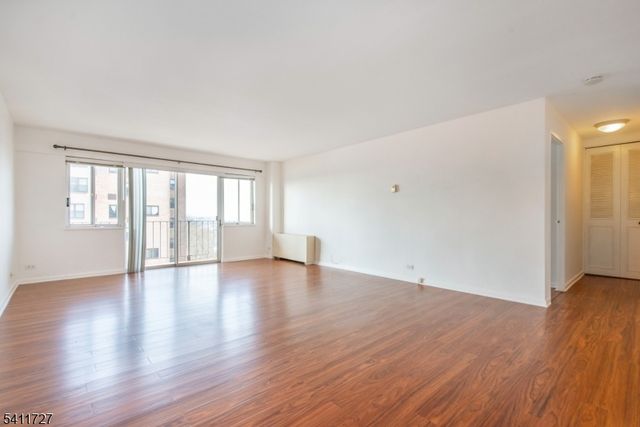 265 Main Street 503, Ridgefield Park Village, NJ 07660