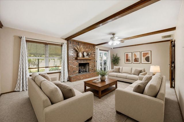 1024 N Forest Place, Jenks, OK 74037