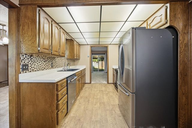 1024 N Forest Place, Jenks, OK 74037