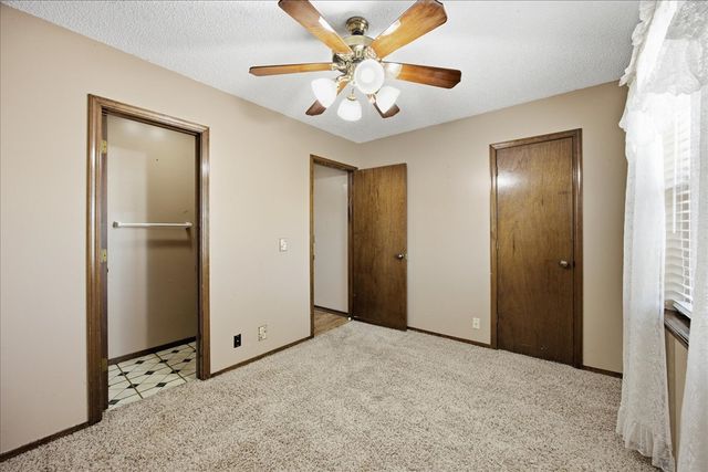 1024 N Forest Place, Jenks, OK 74037