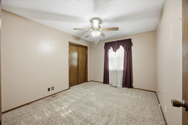 1024 N Forest Place, Jenks, OK 74037