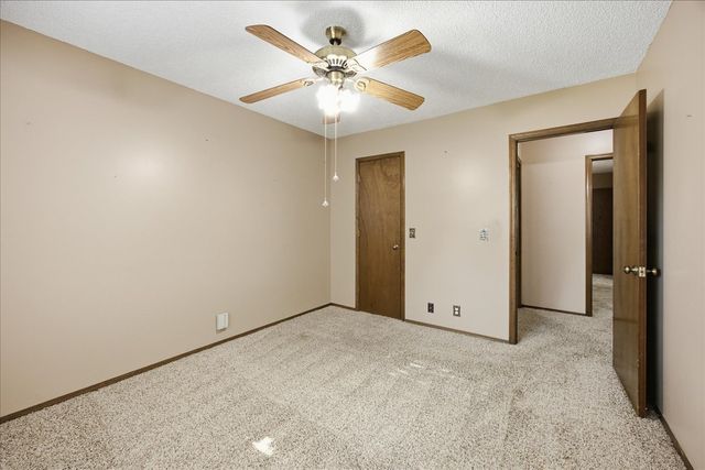 1024 N Forest Place, Jenks, OK 74037