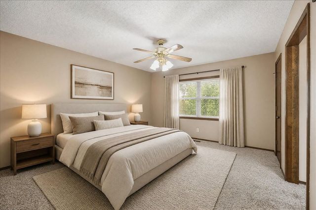 1024 N Forest Place, Jenks, OK 74037