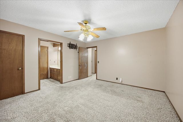 1024 N Forest Place, Jenks, OK 74037