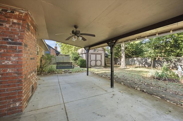 1024 N Forest Place, Jenks, OK 74037
