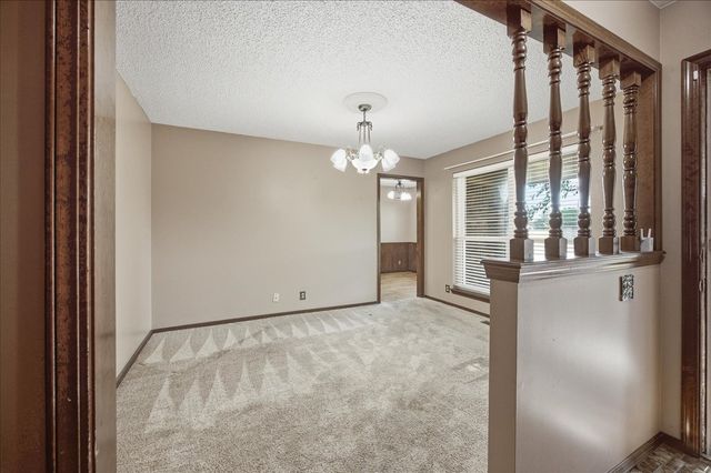 1024 N Forest Place, Jenks, OK 74037
