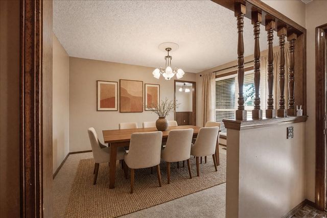 1024 N Forest Place, Jenks, OK 74037