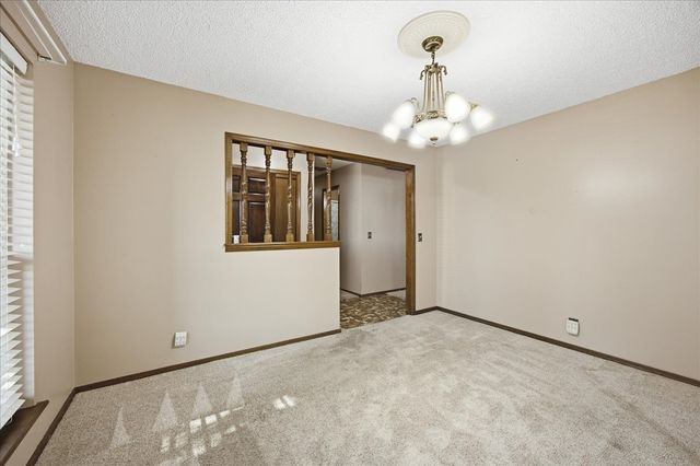 1024 N Forest Place, Jenks, OK 74037