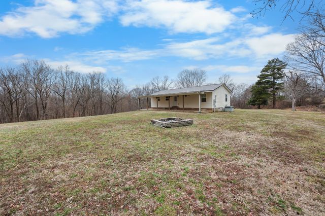 250 Old Highway 79, Dover, TN 37058