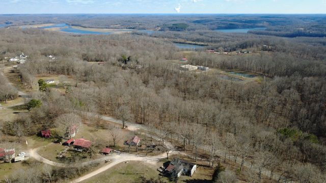 250 Old Highway 79, Dover, TN 37058