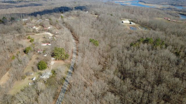 250 Old Highway 79, Dover, TN 37058