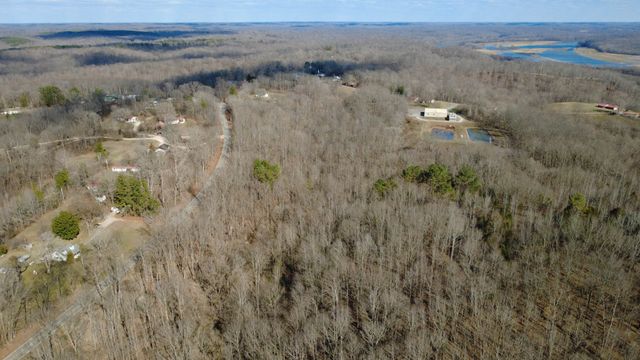 250 Old Highway 79, Dover, TN 37058