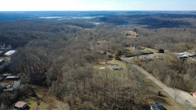 250 Old Highway 79, Dover, TN 37058