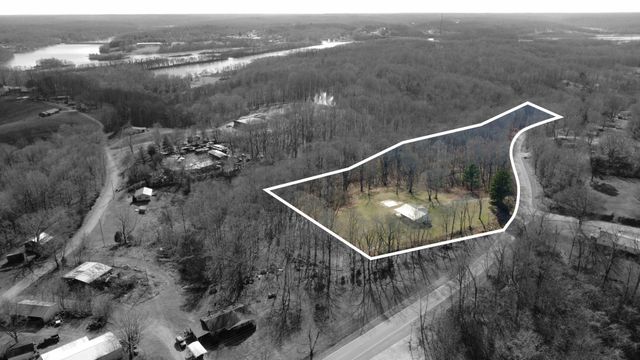 250 Old Highway 79, Dover, TN 37058