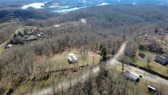 250 Old Highway 79, Dover, TN 37058