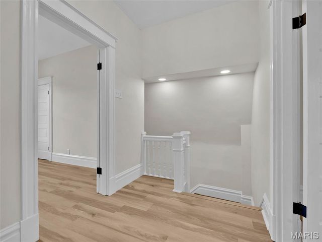 1901 Allen Avenue, St Louis, MO 63104