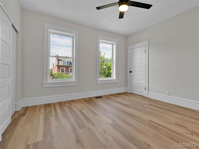 1901 Allen Avenue, St Louis, MO 63104