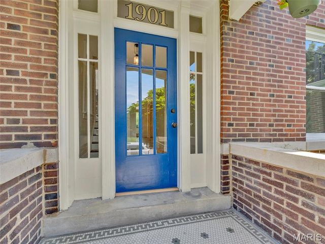 1901 Allen Avenue, St Louis, MO 63104