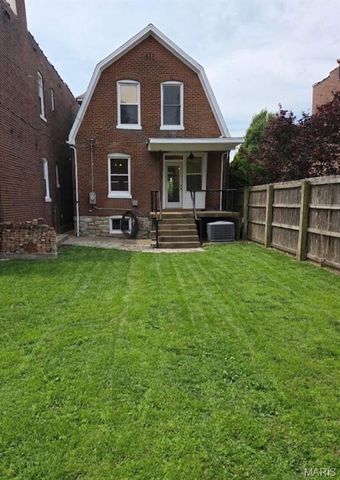 1901 Allen Avenue, St Louis, MO 63104