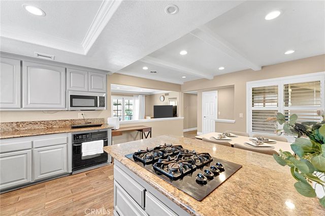 12211 Groveland, Whittier, CA 90604