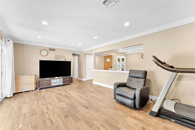 12211 Groveland, Whittier, CA 90604
