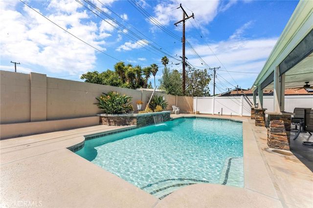 12211 Groveland, Whittier, CA 90604