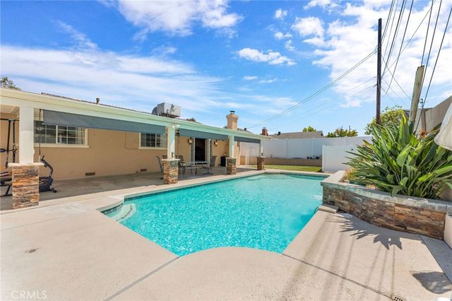 12211 Groveland, Whittier, CA 90604