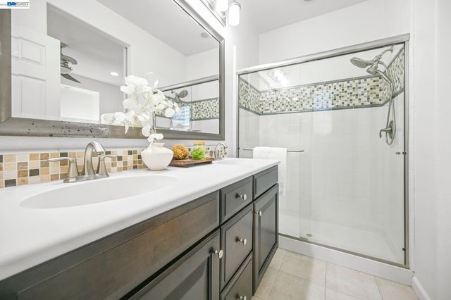 2334 Morrow St, Hayward, CA 94541