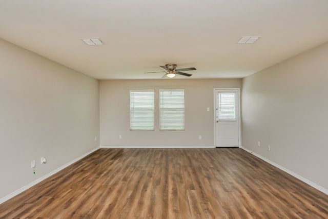 305 Anvil Drive, Fort Worth, TX 76052