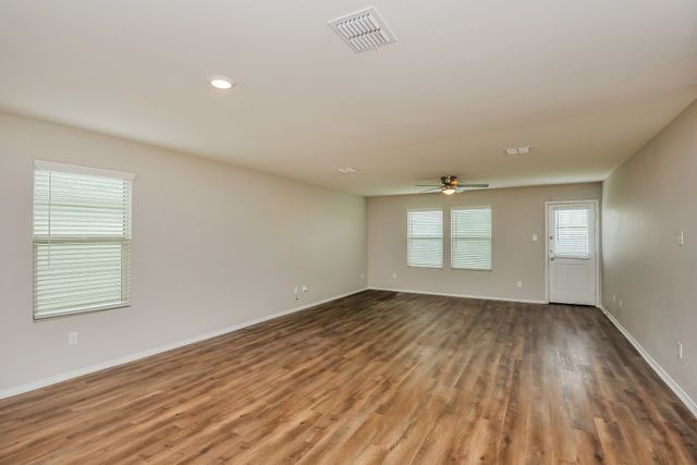 305 Anvil Drive, Fort Worth, TX 76052
