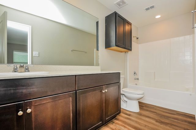 305 Anvil Drive, Fort Worth, TX 76052