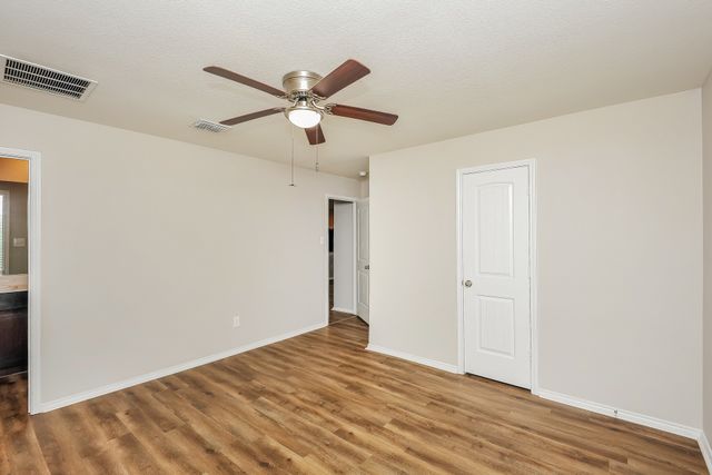 305 Anvil Drive, Fort Worth, TX 76052
