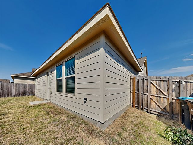 305 Anvil Drive, Fort Worth, TX 76052