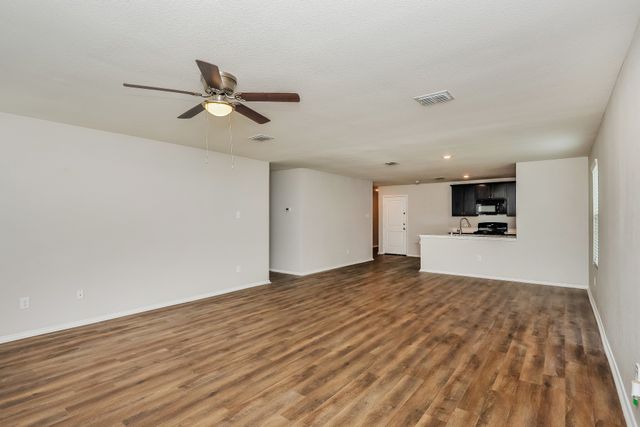305 Anvil Drive, Fort Worth, TX 76052