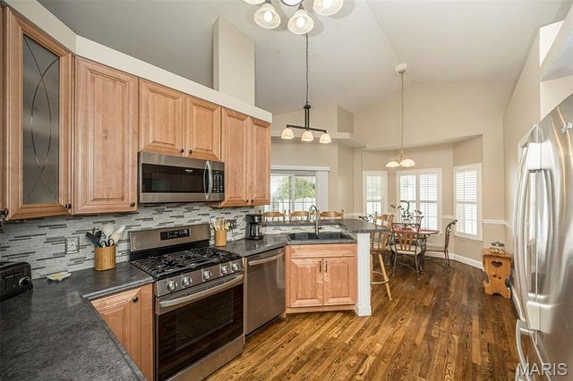 1410 Sunburst Drive, O'fallon, MO 63366