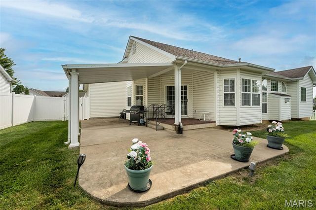 1410 Sunburst Drive, O'fallon, MO 63366