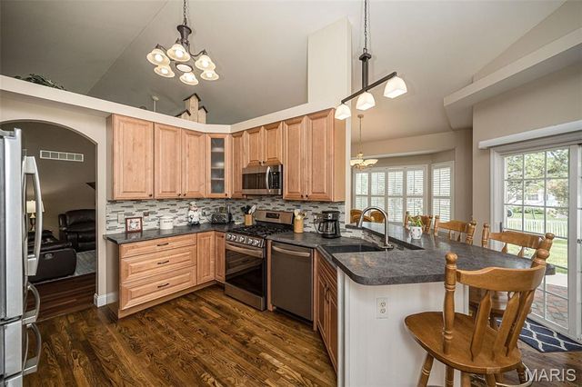 1410 Sunburst Drive, O'fallon, MO 63366